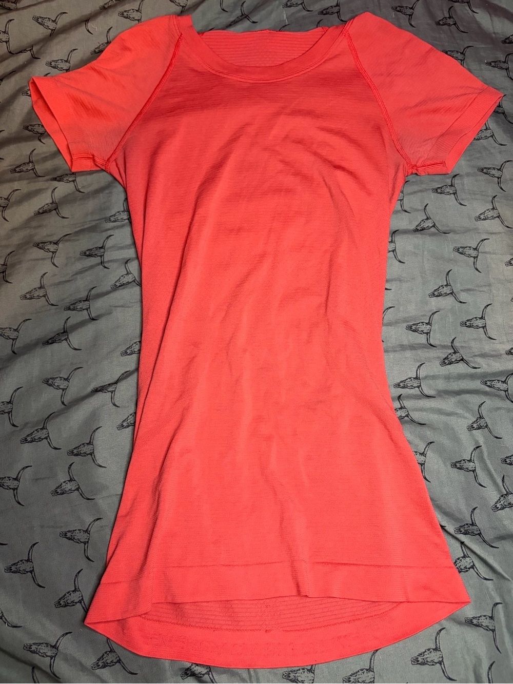 lululemon athletica coral pink crew neck women's top